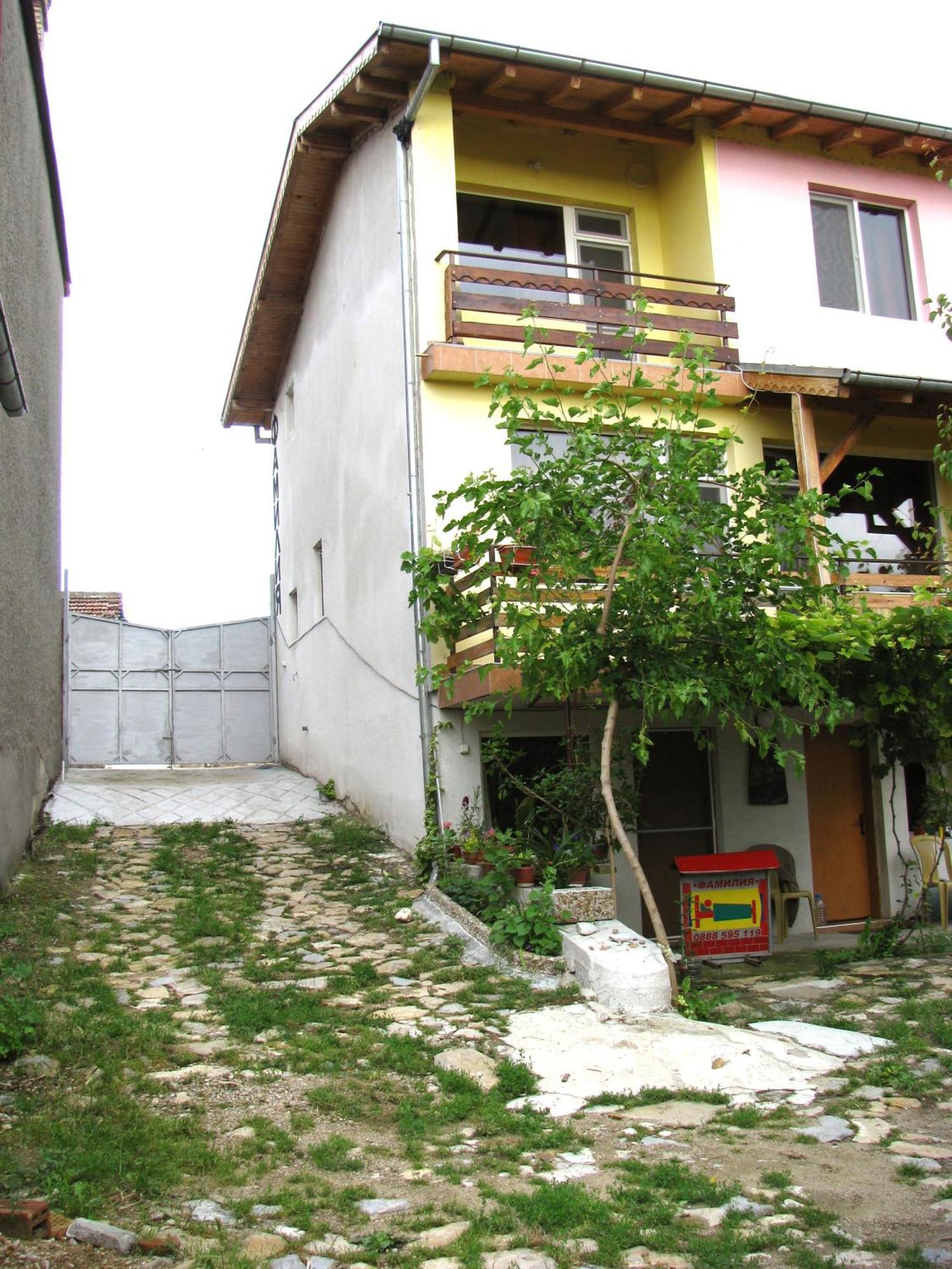 Guest House Familia Samovodene ภายนอก รูปภาพ